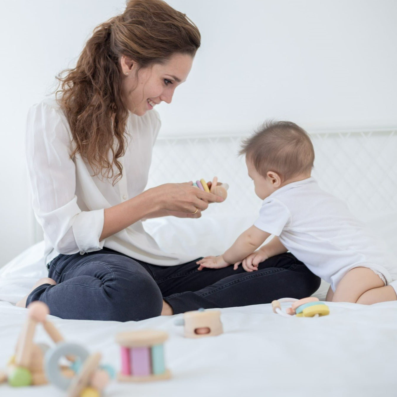 This car has a flexible body that reacts to your babies' touch.