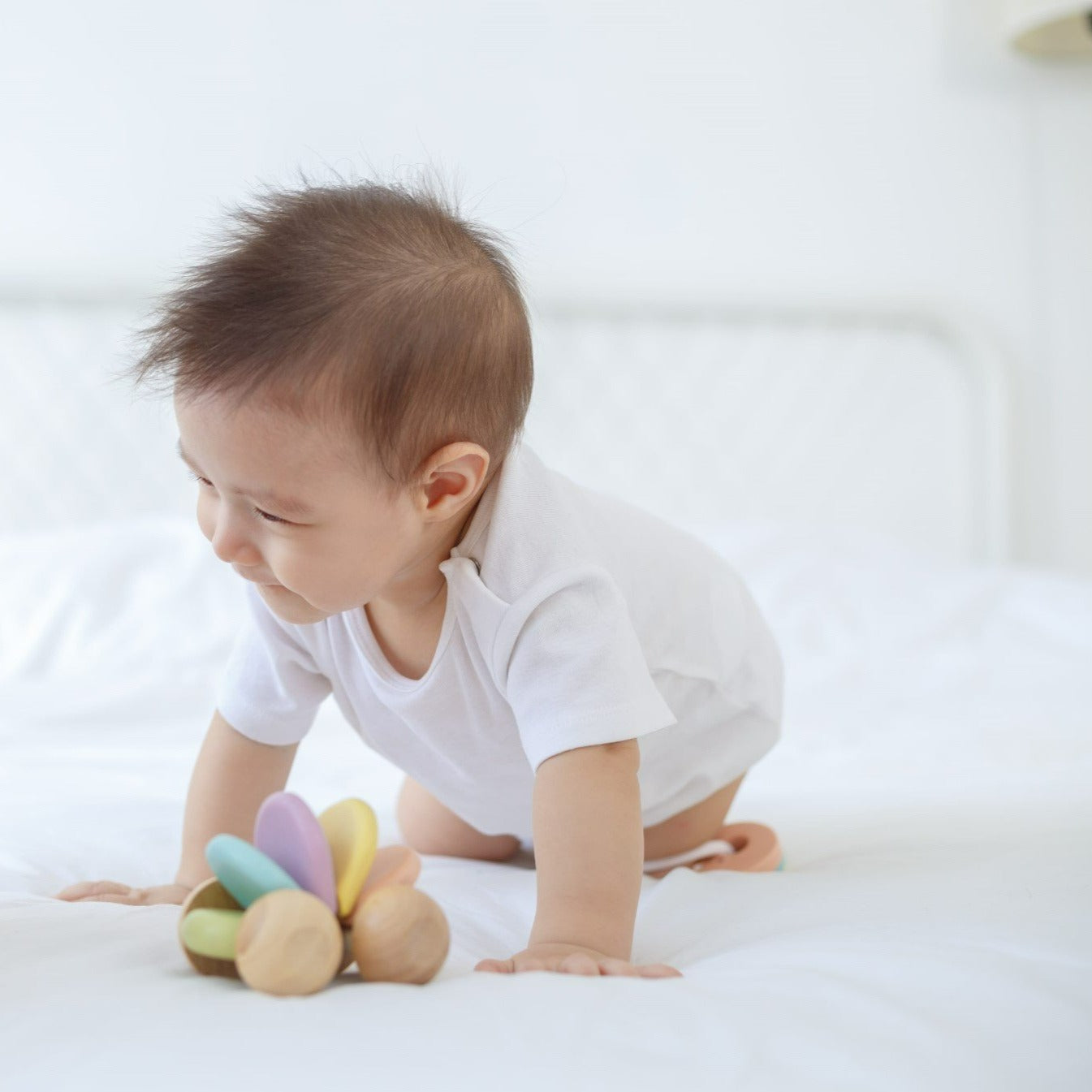 This car has a flexible body that reacts to your babies' touch.