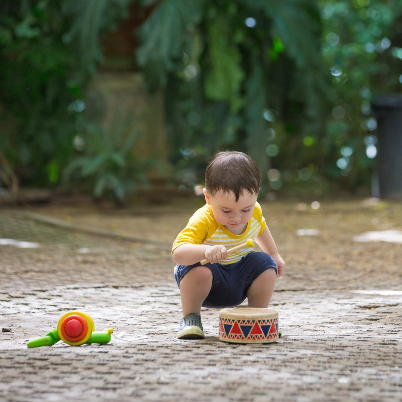 The Solid Drum is made from natural rubberwood and stained with non-toxic water-based pigments. Free from harmful chemicals and sharp edges the toy is safe for all little ones.