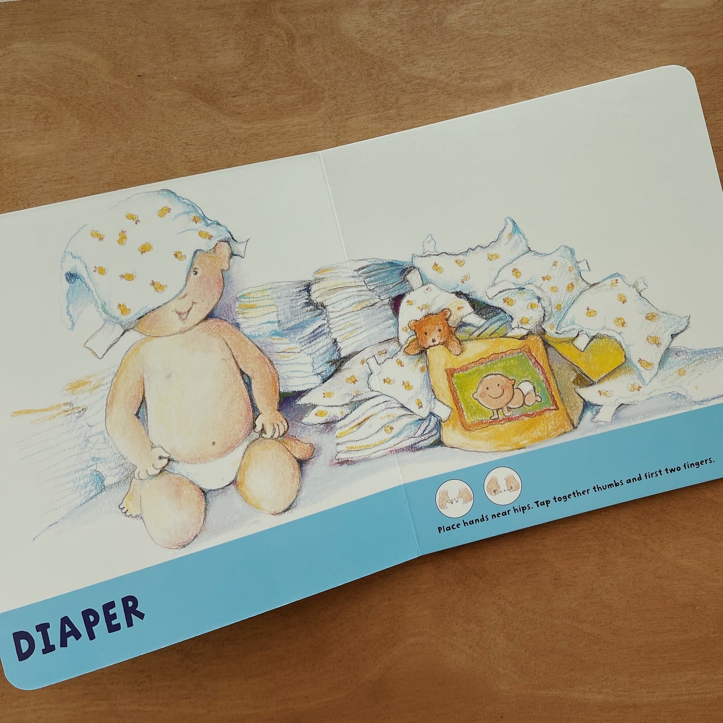 Baby Signs: A BABY-SIZED INTRODUCTION TO SPEAKING WITH SIGN LANGUAGE