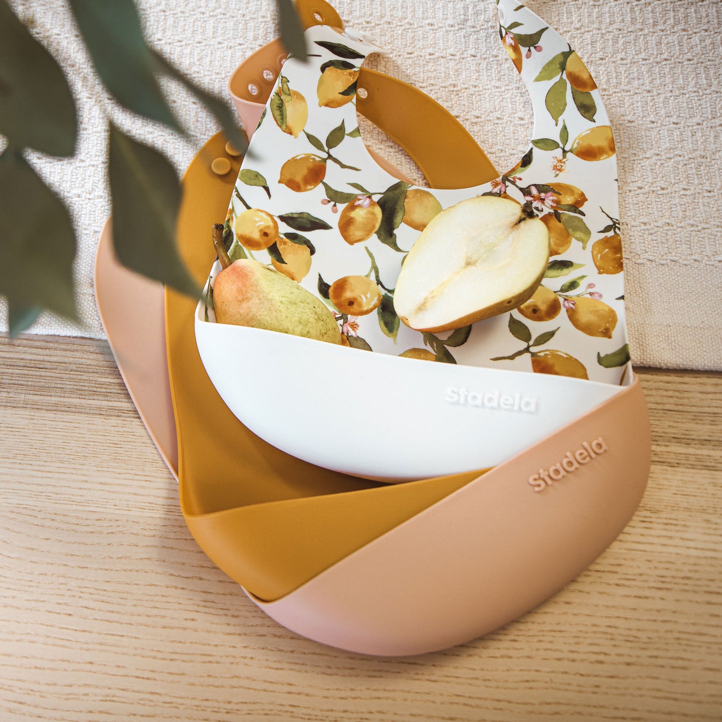 Citrus Silicone Bibs