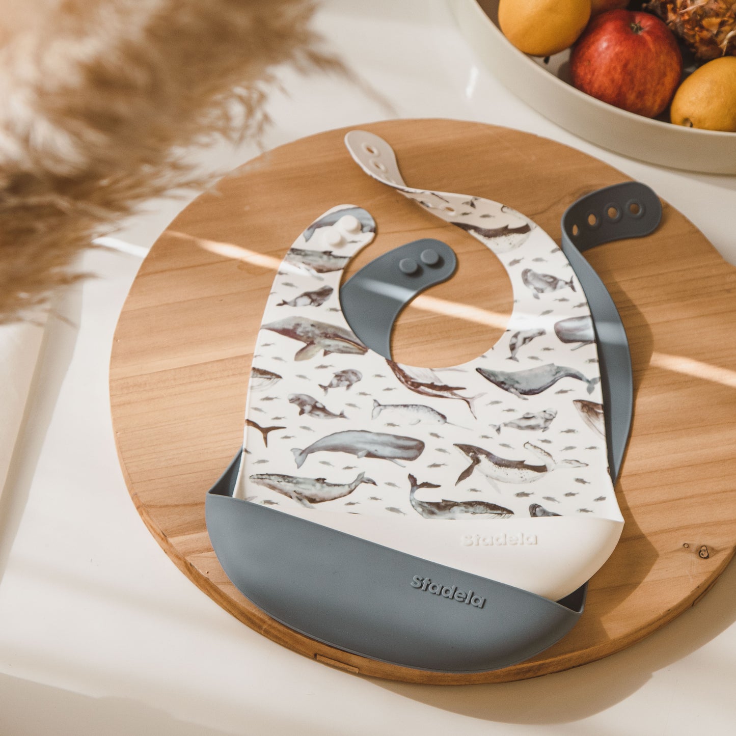 Finnley Silicone Bib