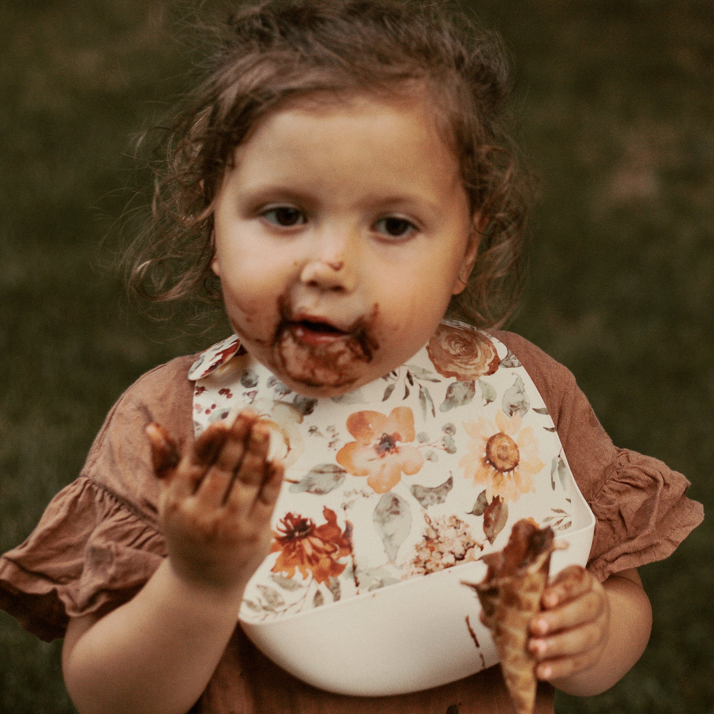 Layla Silicone Bib