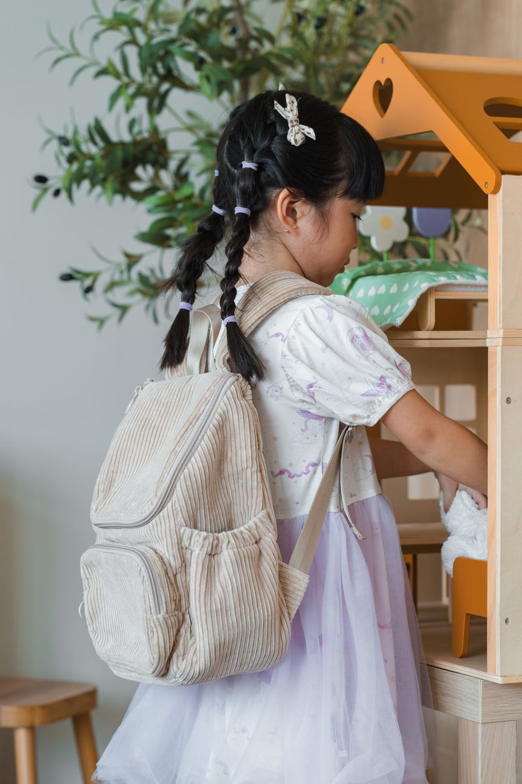 Signature Kids Backpack - Cream Corduroy OiOi