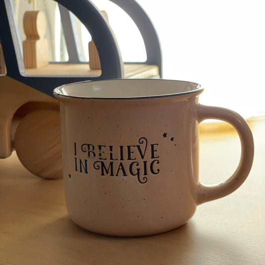 I BELIEVE IN MAGIC Speckle Mug