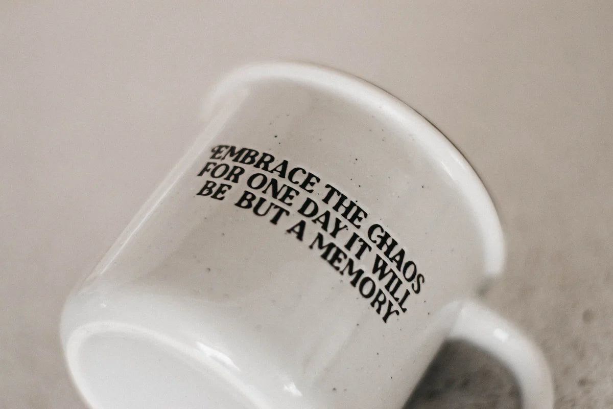 EMBRACE THE CHAOS Speckle Mug