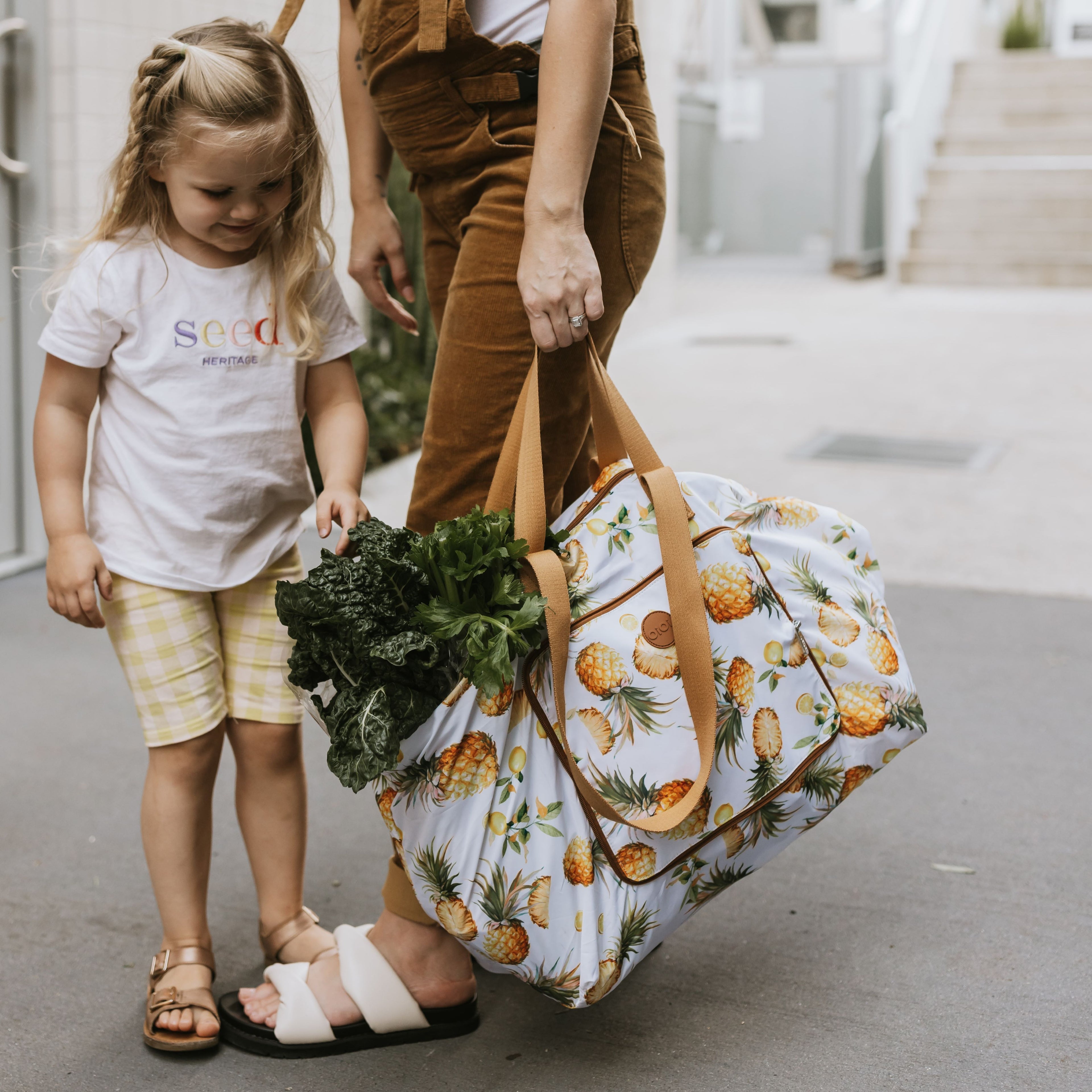 Fold-Up Shopping Tote - Pineapple