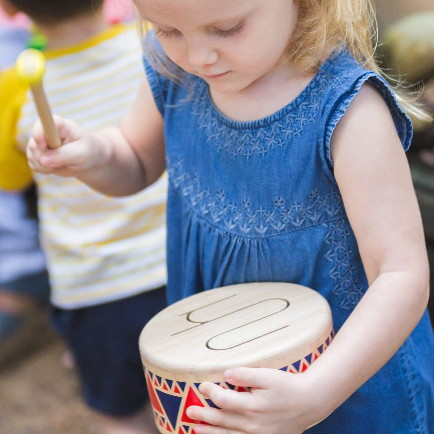 The Solid Drum is made from natural rubberwood and stained with non-toxic water-based pigments. Free from harmful chemicals and sharp edges the toy is safe for all little ones.